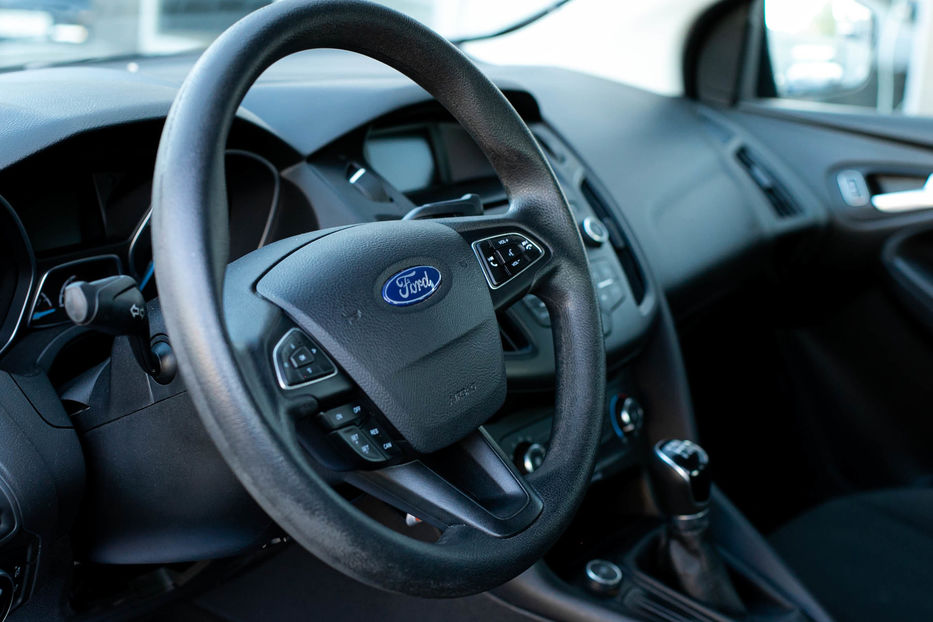 Продам Ford Focus SE 2016 года в Черновцах