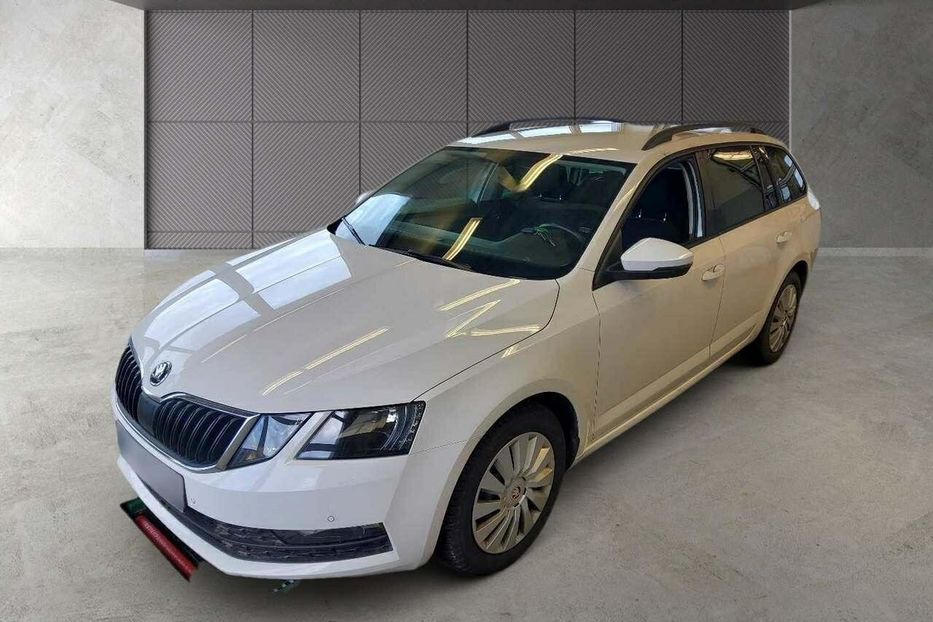 Продам Skoda Octavia A7 Navi klima рідна фарба  2019 года в Львове