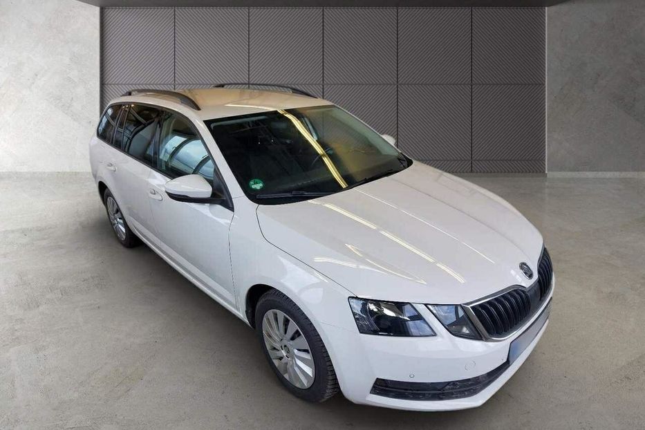 Продам Skoda Octavia A7 Navi klima рідна фарба  2019 года в Львове