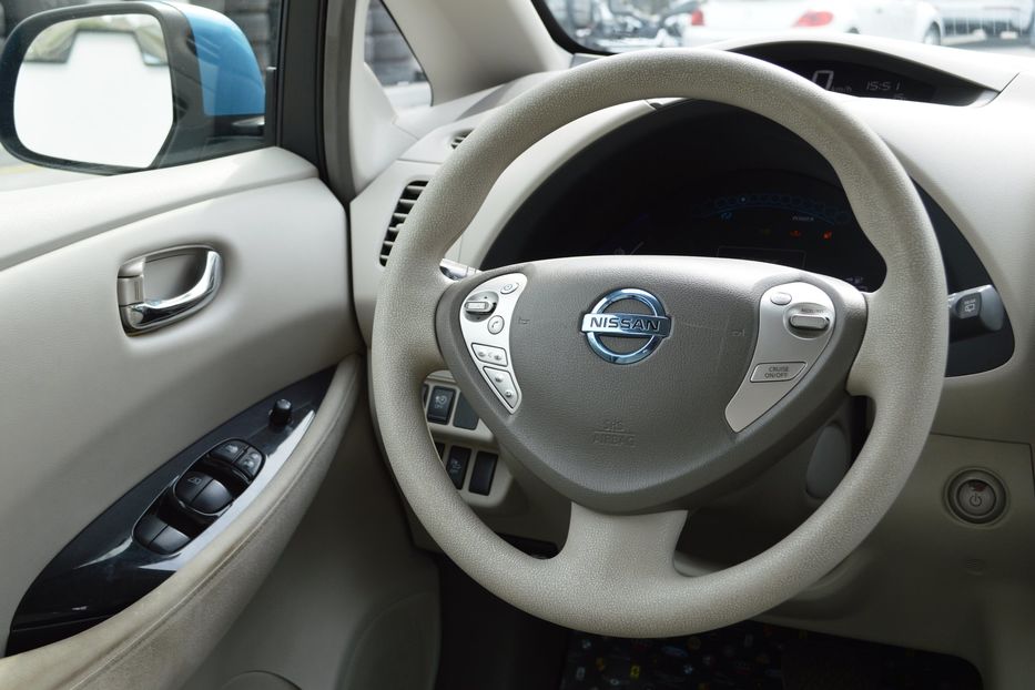 Продам Nissan Leaf 2011 года в Одессе