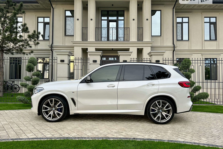 Продам BMW X5 M50d (400 к.с.) xDrive 2019 года в Одессе