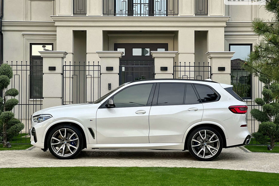 Продам BMW X5 M50d (400 к.с.) xDrive 2019 года в Одессе