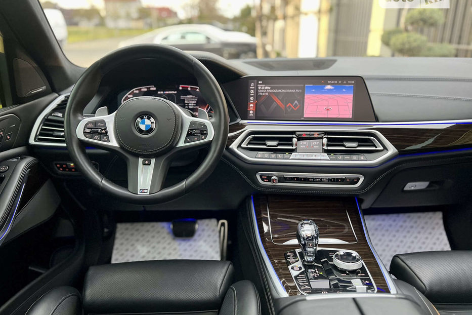 Продам BMW X5 M50d (400 к.с.) xDrive 2019 года в Одессе