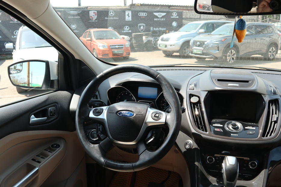 Продам Ford Escape Titanium 2014 года в Одессе