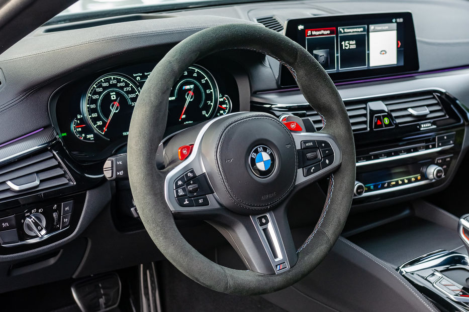 Продам BMW M5 Competition  2018 года в Киеве