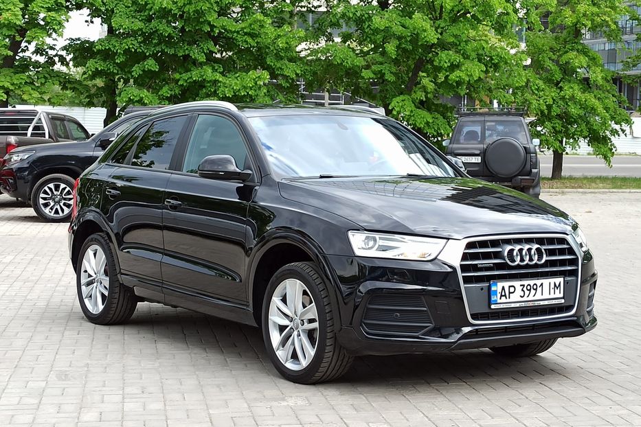 Продам Audi Q3 PREMIUM 2016 года в Днепре