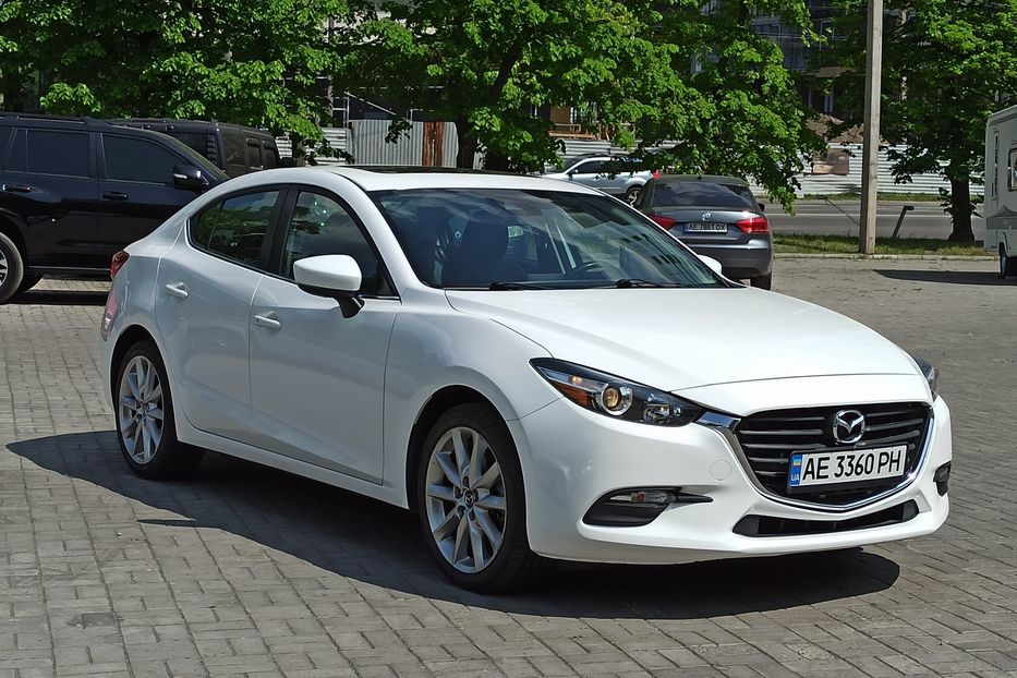 Продам Mazda 3 TOURING 2016 года в Днепре