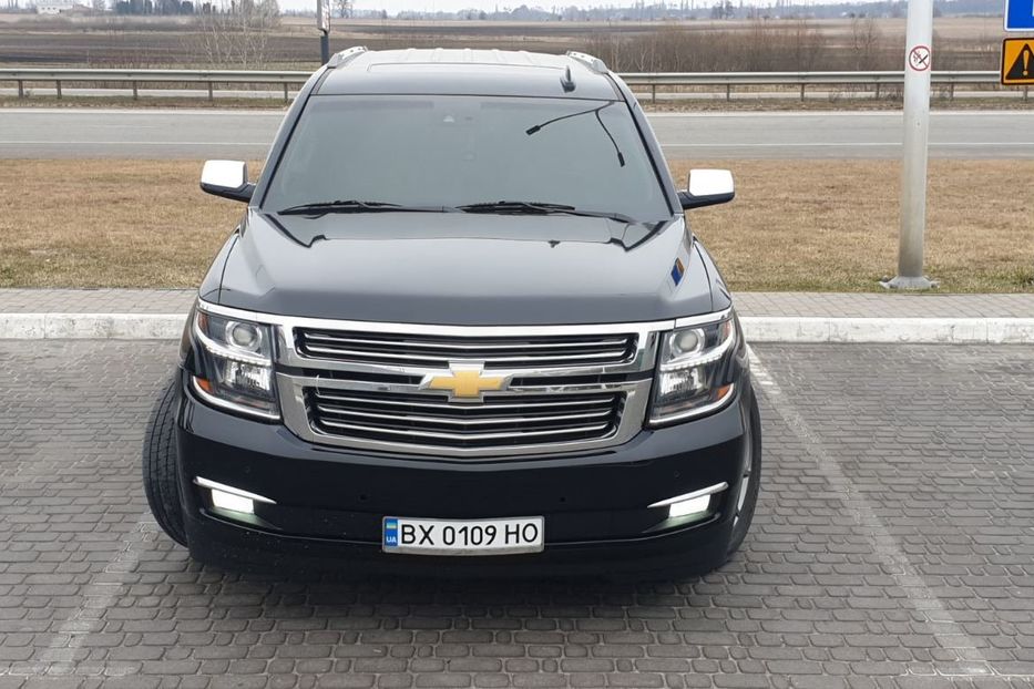 Продам Chevrolet Suburban K1500 Ltz  2016 года в Черновцах