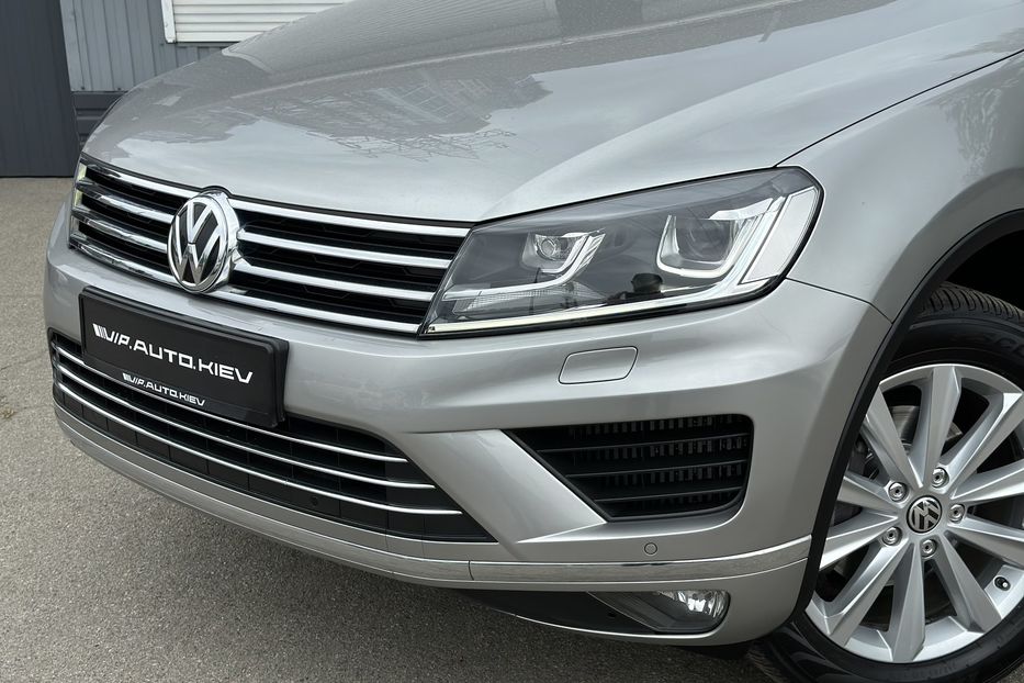 Продам Volkswagen Touareg Premium 2015 года в Киеве