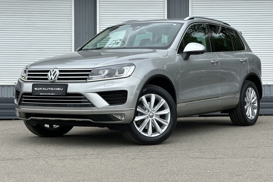 Продам Volkswagen Touareg Premium 2015 года в Киеве