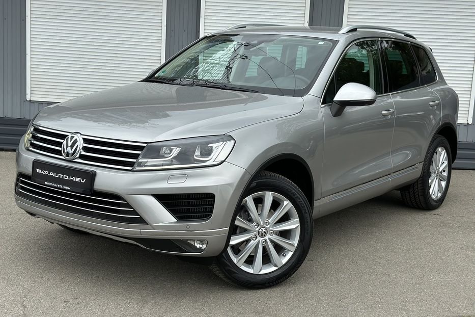 Продам Volkswagen Touareg Premium 2015 года в Киеве