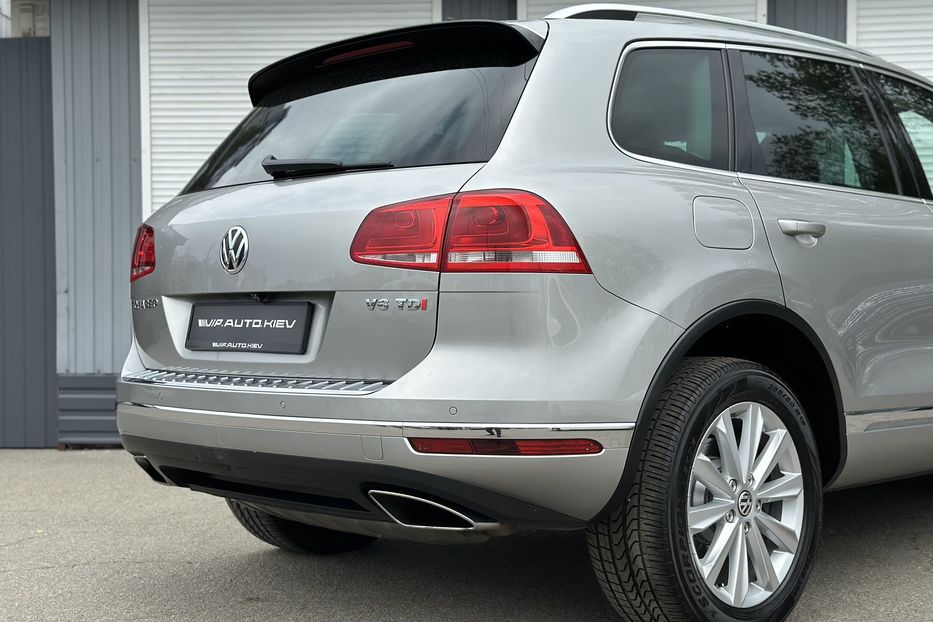 Продам Volkswagen Touareg Premium 2015 года в Киеве