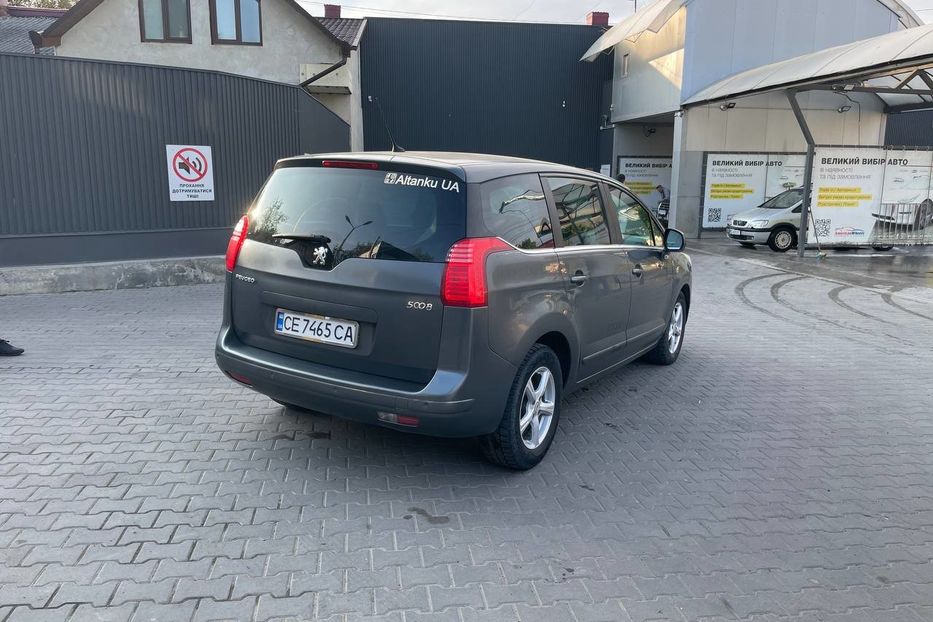 Продам Peugeot 5008 TDI 2010 года в Черновцах