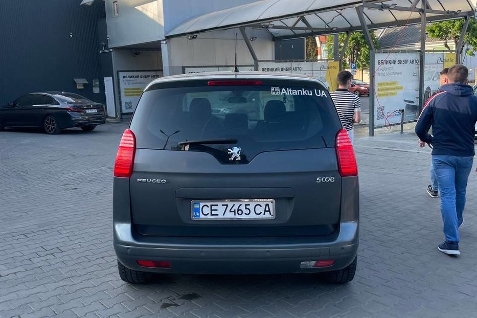 Продам Peugeot 5008 TDI 2010 года в Черновцах