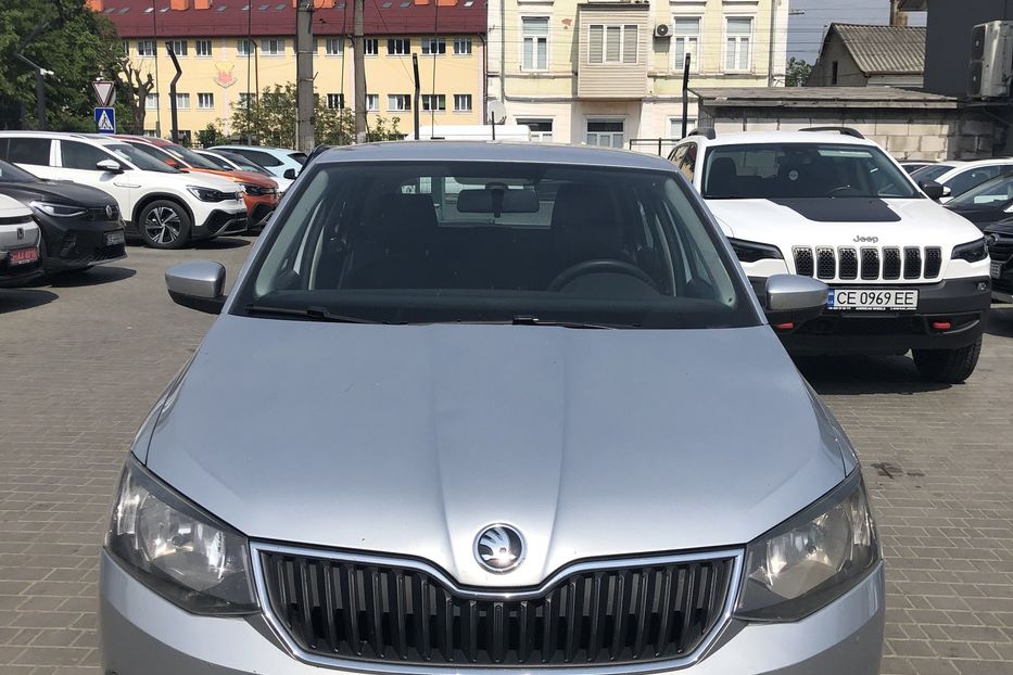 Продам Skoda Fabia 2015 года в Черновцах