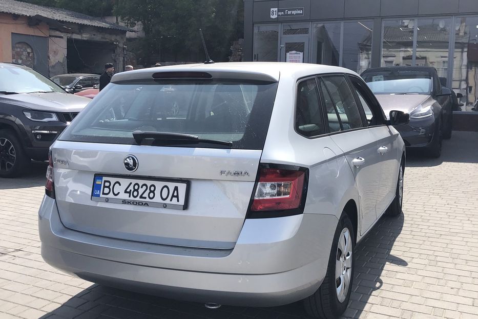 Продам Skoda Fabia 2015 года в Черновцах