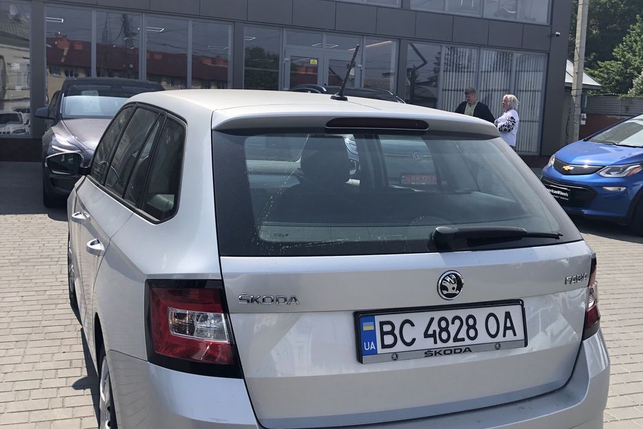 Продам Skoda Fabia 2015 года в Черновцах