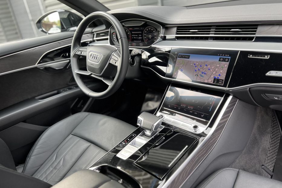 Продам Audi A8 55 TFSI Quattro  2021 года в Киеве