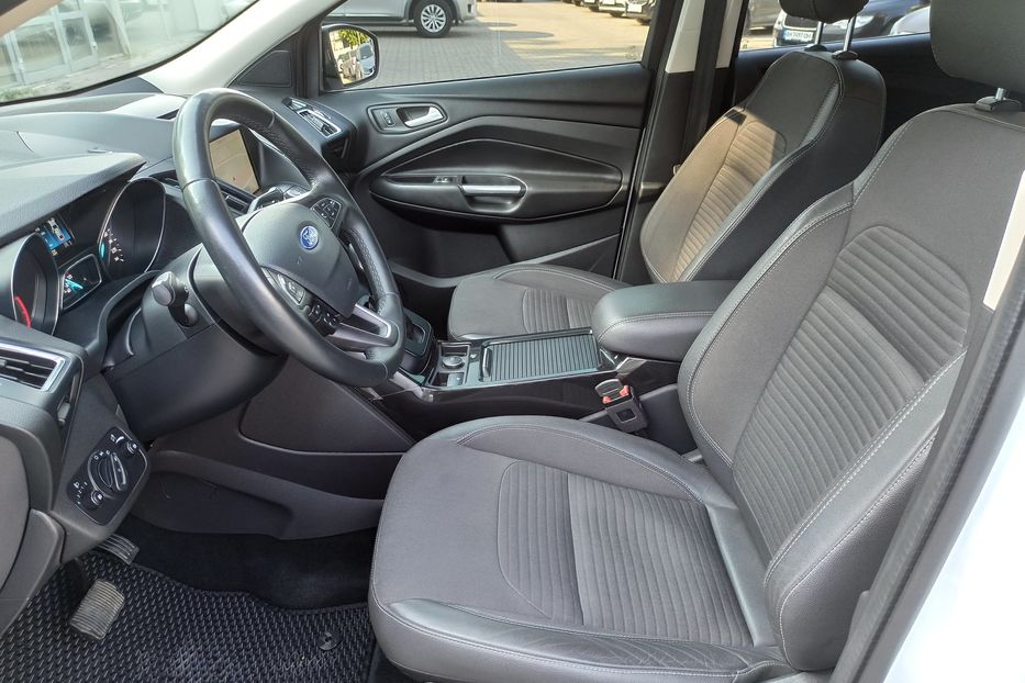 Продам Ford Kuga Titanium 2019 года в Днепре