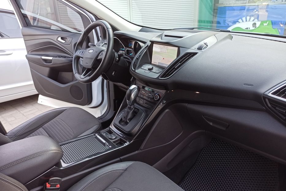 Продам Ford Kuga Titanium 2019 года в Днепре