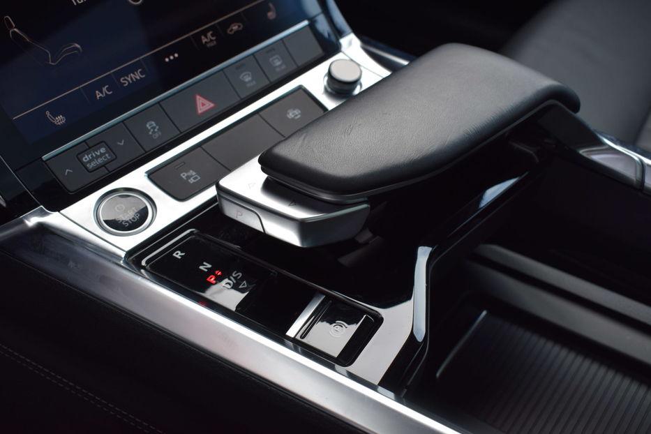 Продам Audi E-Tron 2020 года в Одессе
