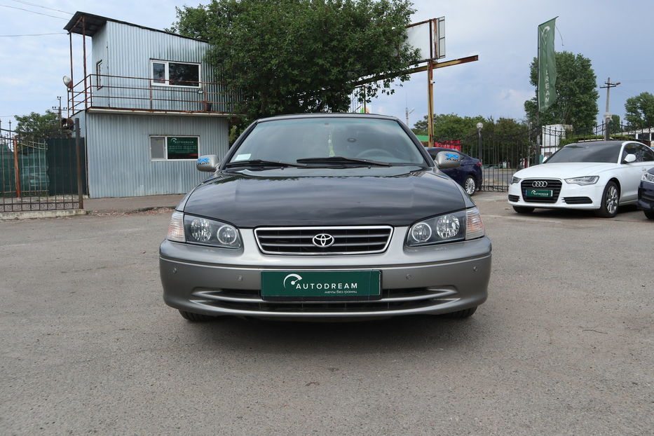 Продам Toyota Camry 1999 года в Одессе