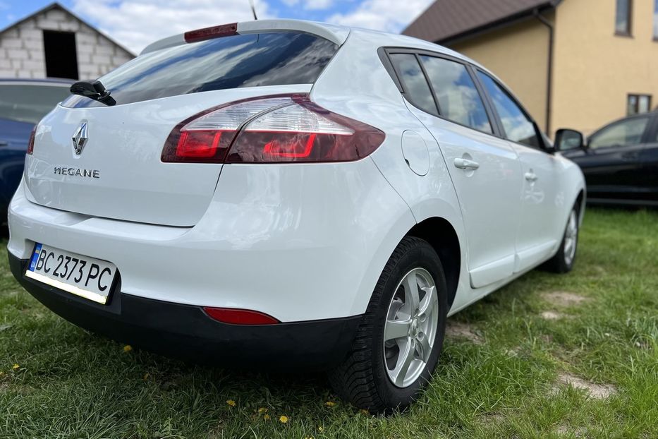 Продам Renault Megane 1.5 DCI CRUIZ CONTROL LED  2015 года в Львове