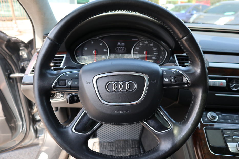 Продам Audi A8 L TDI Quattro 2014 года в Одессе