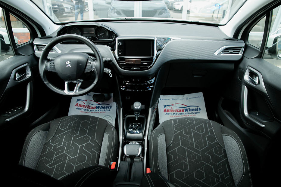 Продам Peugeot 2008 Allure 2017 года в Черновцах
