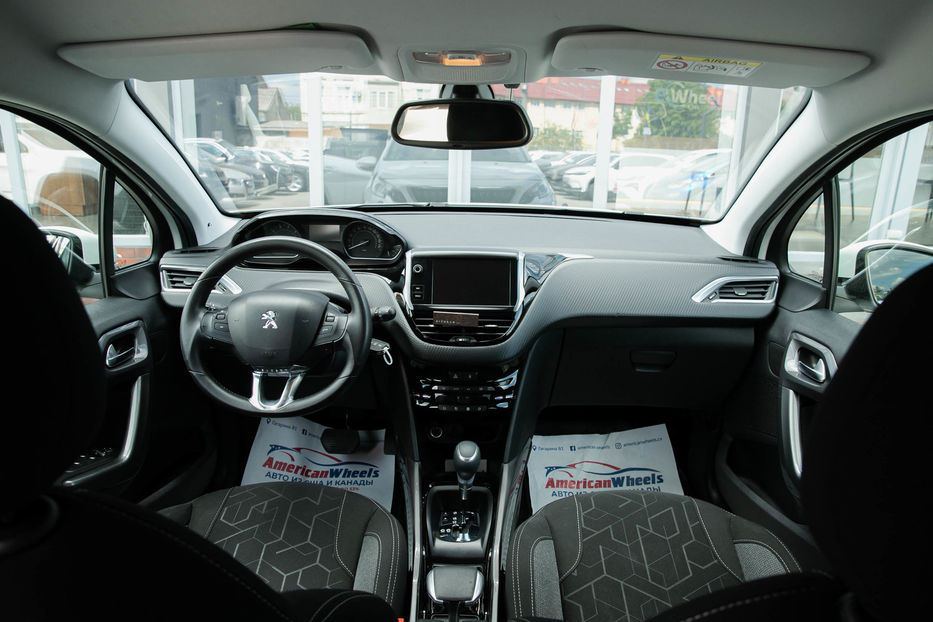 Продам Peugeot 2008 Allure 2017 года в Черновцах