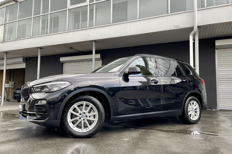 Продам BMW X5 30d 2018 года в Киеве