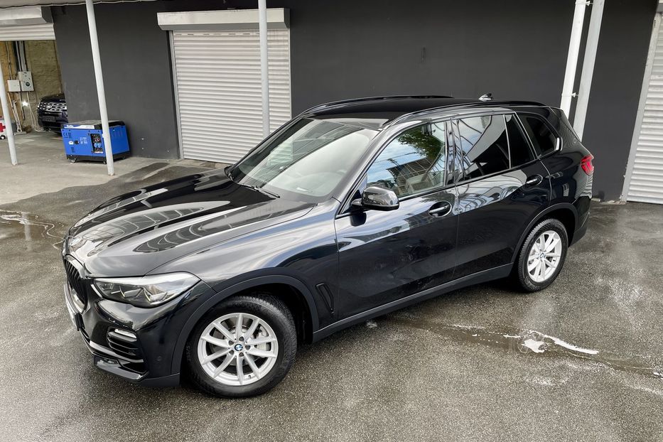 Продам BMW X5 30d 2018 года в Киеве