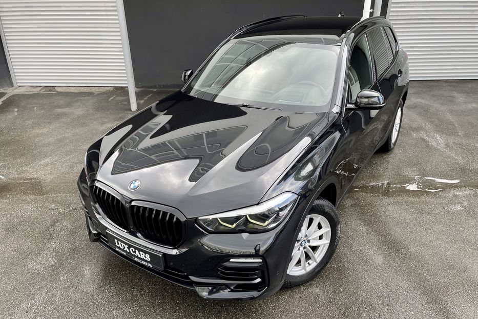 Продам BMW X5 30d 2018 года в Киеве