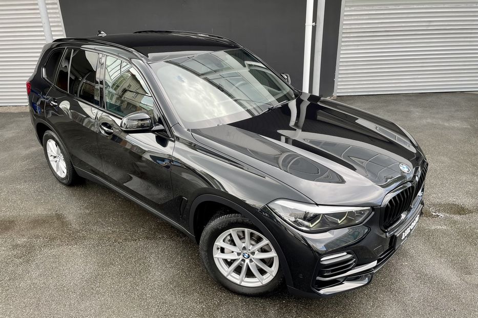 Продам BMW X5 30d 2018 года в Киеве