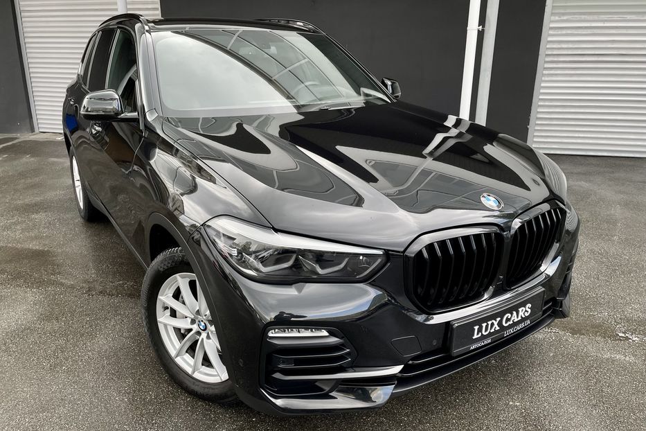 Продам BMW X5 30d 2018 года в Киеве