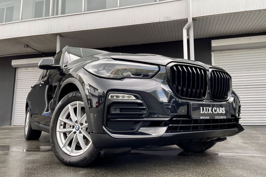 Продам BMW X5 30d 2018 года в Киеве