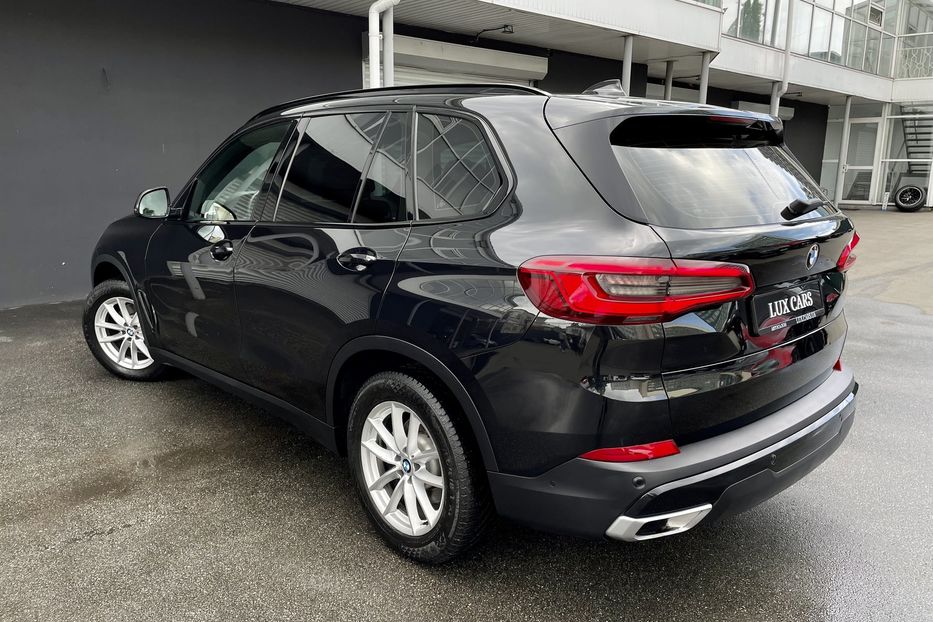 Продам BMW X5 30d 2018 года в Киеве