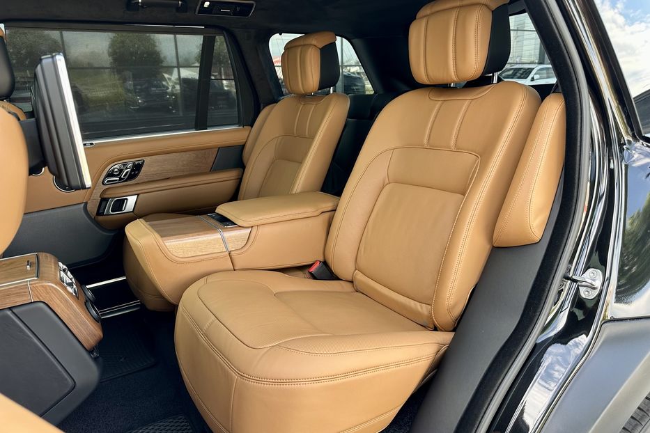 Продам Land Rover Range Rover Long 2019 года в Киеве