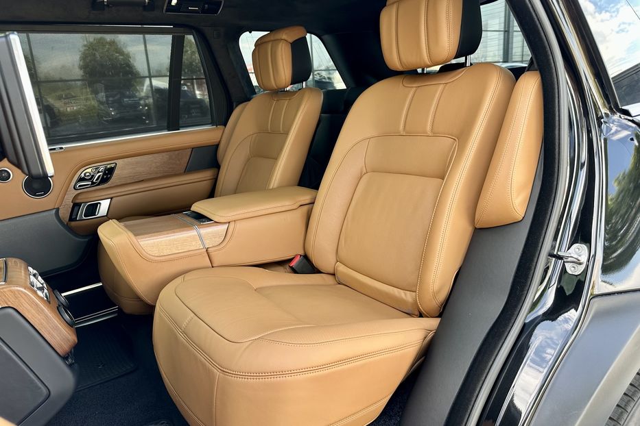 Продам Land Rover Range Rover Long 2019 года в Киеве