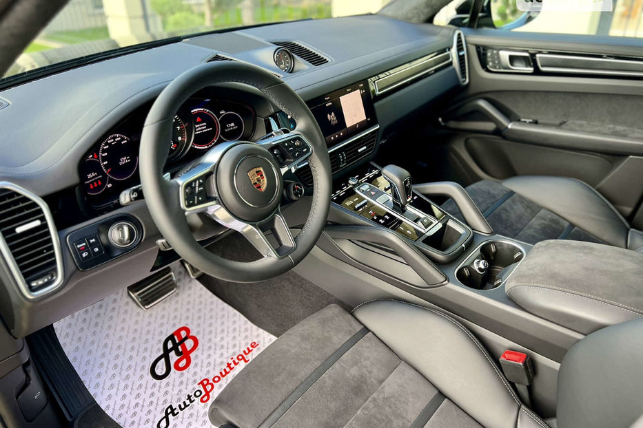 Продам Porsche Cayenne Coupe GTS 2023 года в Одессе