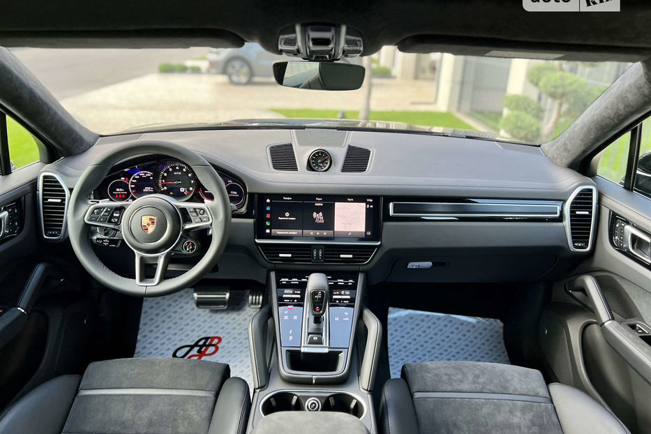 Продам Porsche Cayenne Coupe GTS 2023 года в Одессе