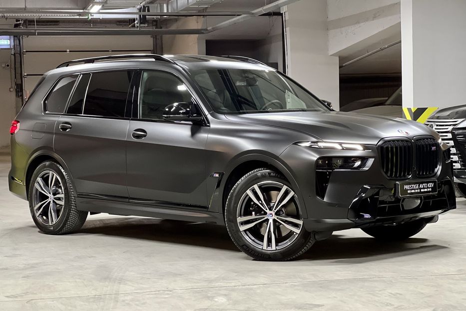 Продам BMW X7 М60i LCI 2022 года в Киеве