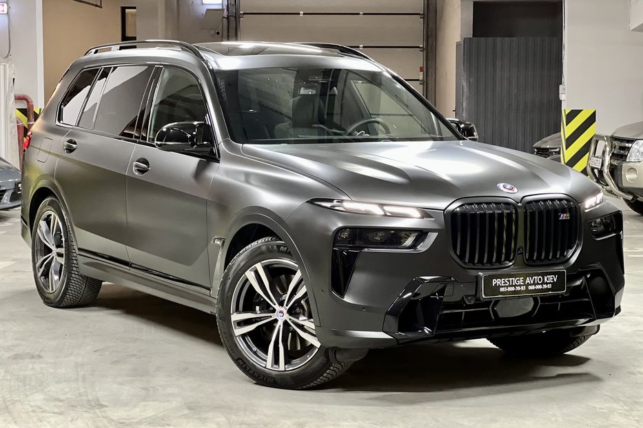 Продам BMW X7 М60i LCI 2022 года в Киеве