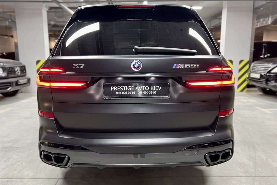 Продам BMW X7 М60i LCI 2022 года в Киеве