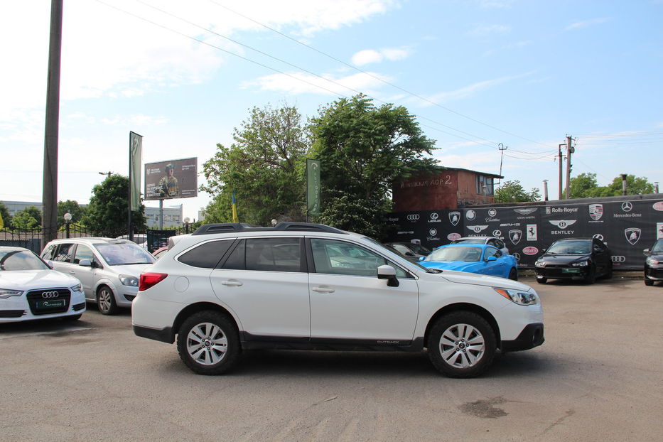 Продам Subaru Outback 2015 года в Одессе