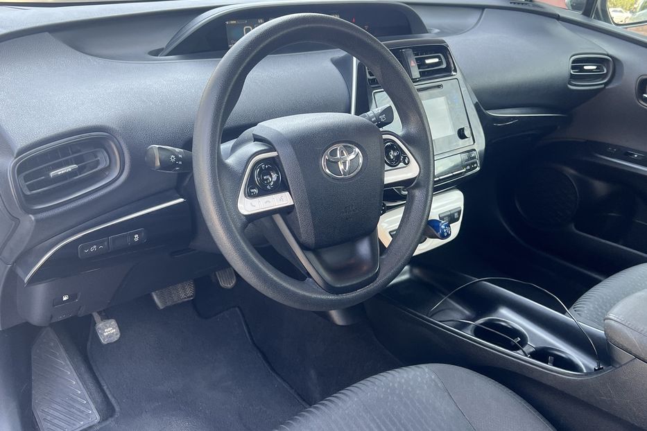 Продам Toyota Prius 2016 года в Одессе