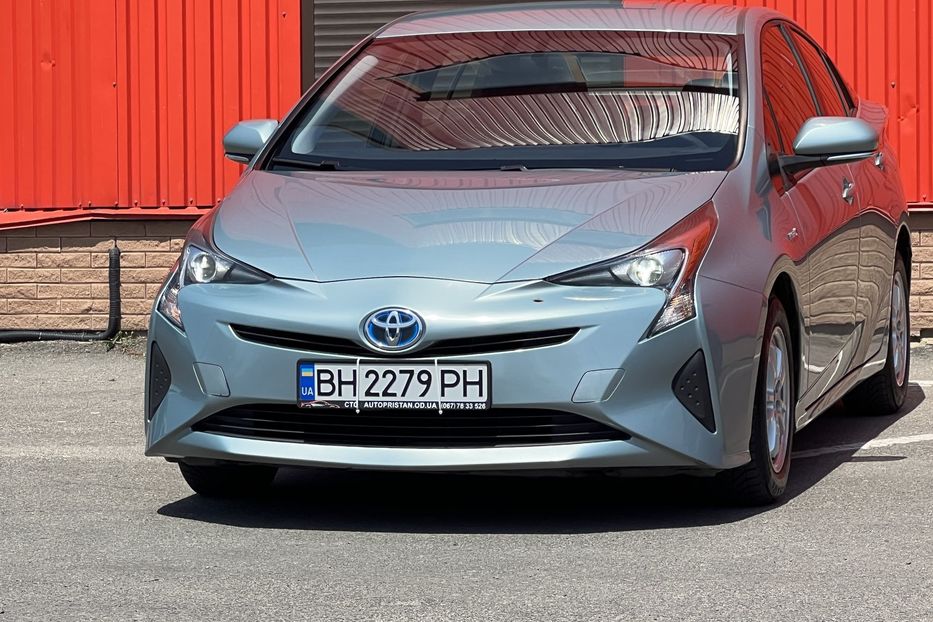 Продам Toyota Prius 2016 года в Одессе