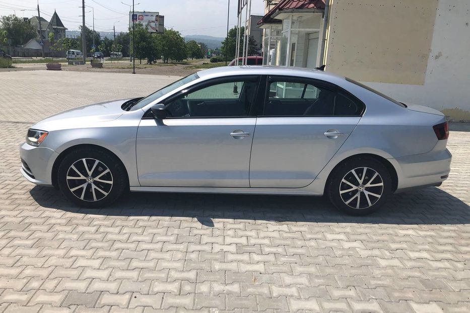 Продам Volkswagen Jetta 2016 года в Черновцах