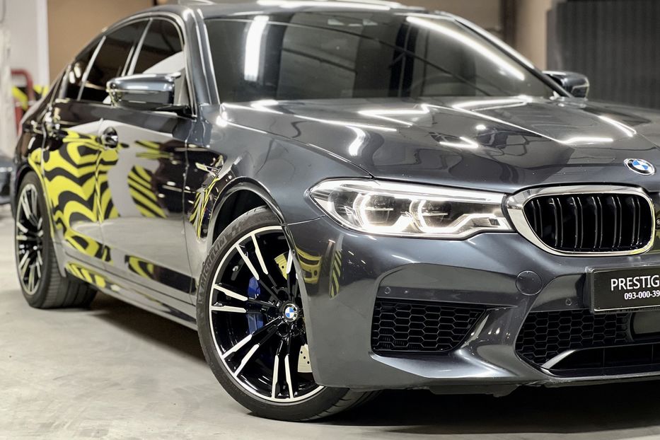 Продам BMW M5 2019 года в Киеве