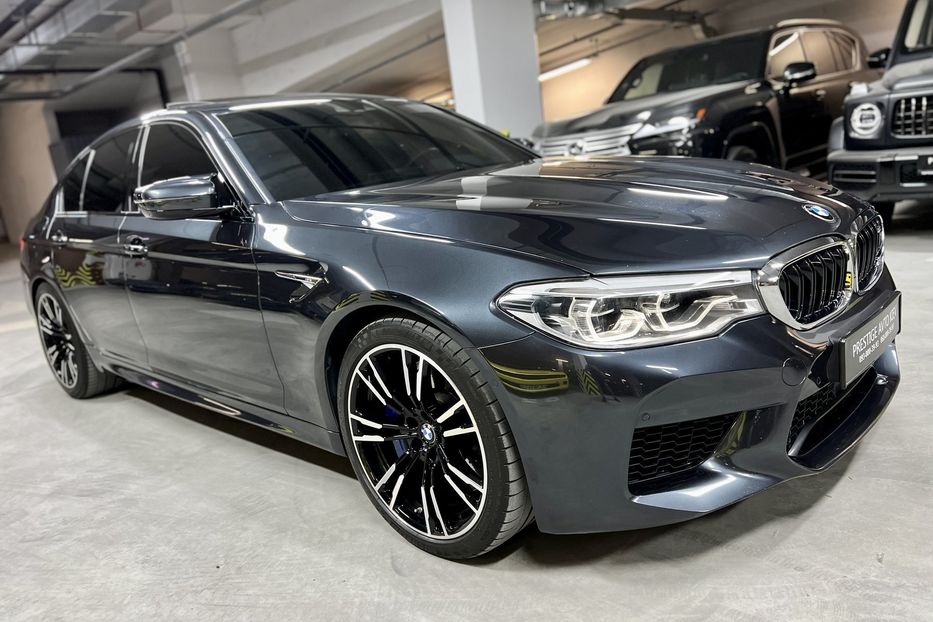 Продам BMW M5 2019 года в Киеве